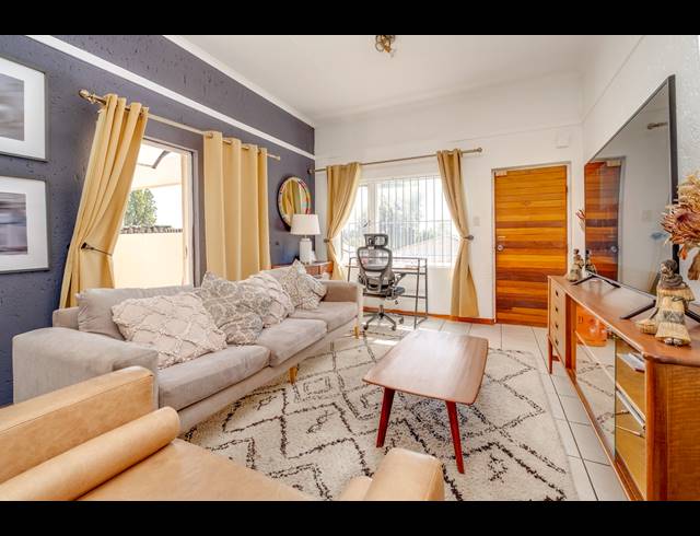 2 BEDROOM APARTMENT FOR SALE IN WELTEVREDEN PARK